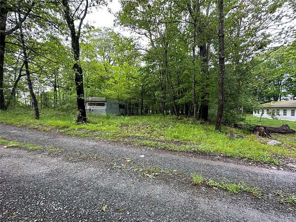 1.2 Acres of Improved Residential Land for Sale in Middletown, New York