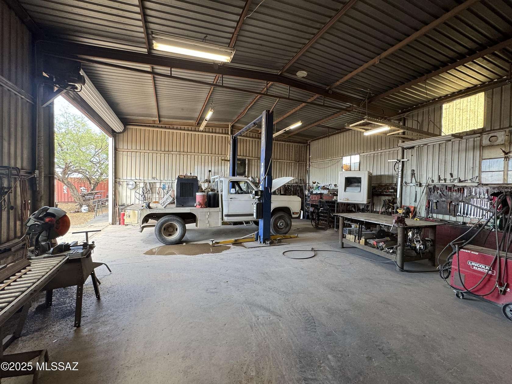 9.1 Acres of Improved Commercial Land for Sale in Safford, Arizona