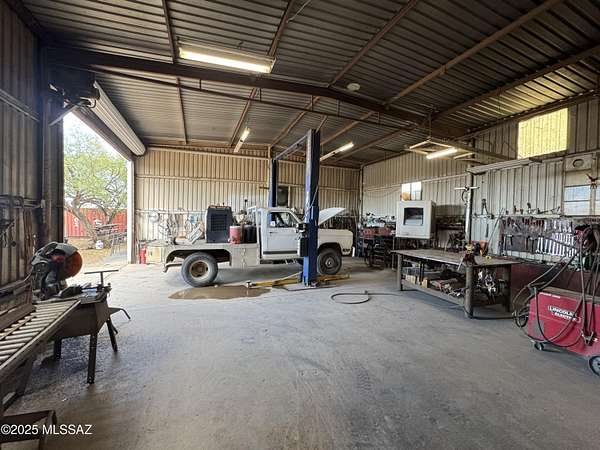 9.1 Acres of Improved Commercial Land for Sale in Safford, Arizona