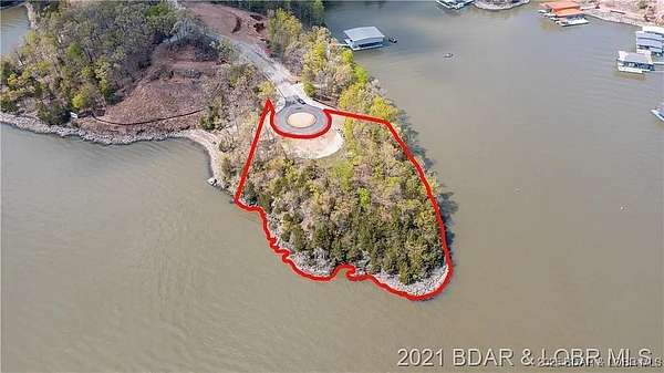 1.28 Acres of Land for Sale in Sunrise Beach, Missouri
