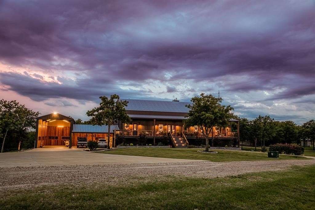 134 Acres of Agricultural Land with Home for Sale in Snook, Texas