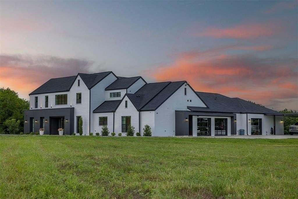 12.9 Acres of Land with Home for Sale in Chappell Hill, Texas