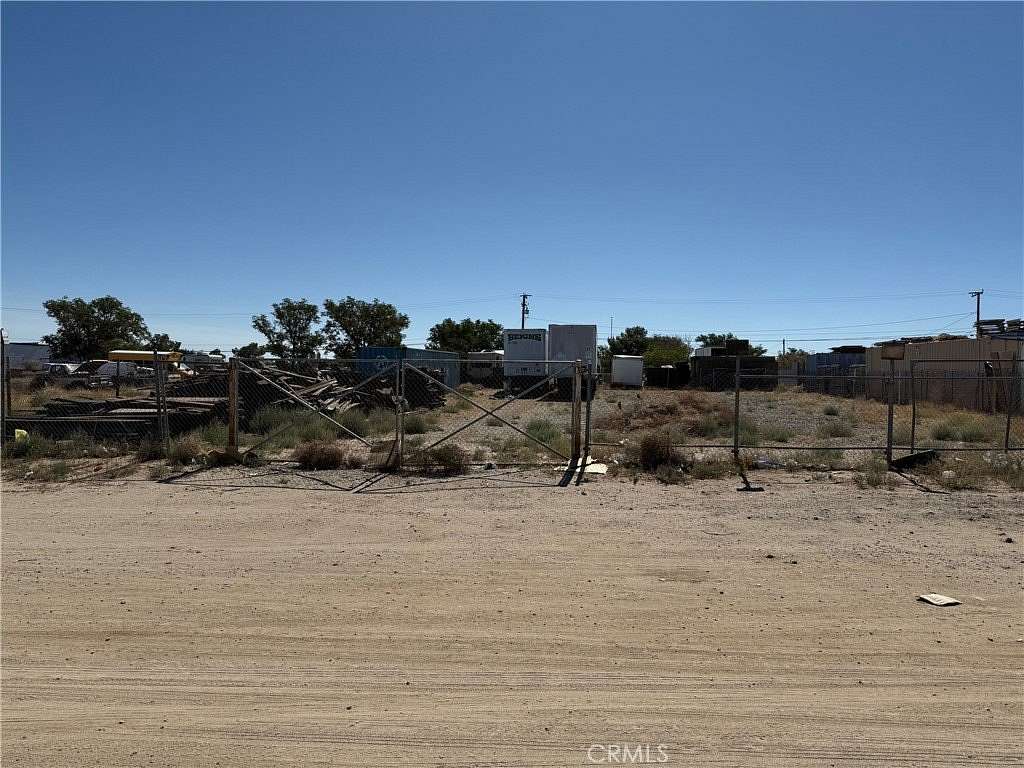 0.28 Acres of Land for Sale in Lancaster, California