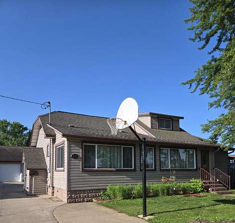 0.2 Acres of Residential Land with Home for Sale in Nekoosa, Wisconsin