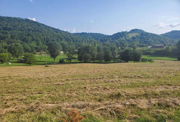 2 Acres of Residential Land for Sale in Brush Creek, Tennessee