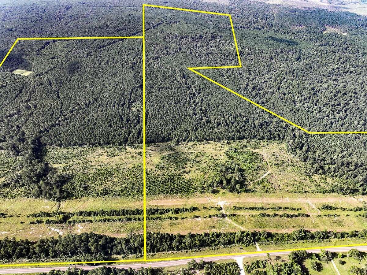 516 Acres of Recreational Land for Sale in Huntsville, Texas