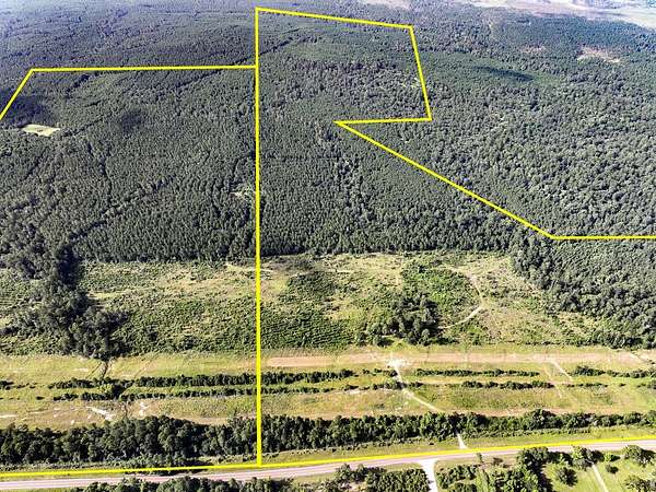 516 Acres of Recreational Land for Sale in Huntsville, Texas