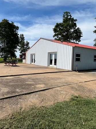 124 Acres of Land with Home for Sale in Harrison, Arkansas