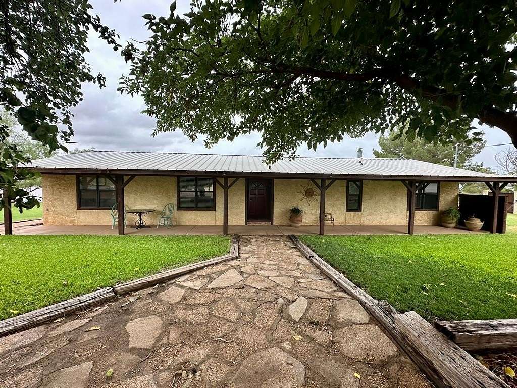 2.1 Acres of Residential Land with Home for Sale in Colorado City, Texas