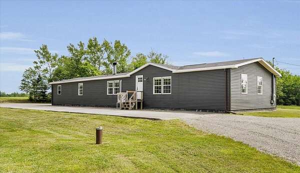 2.1 Acres of Residential Land with Home for Sale in Castine, Maine