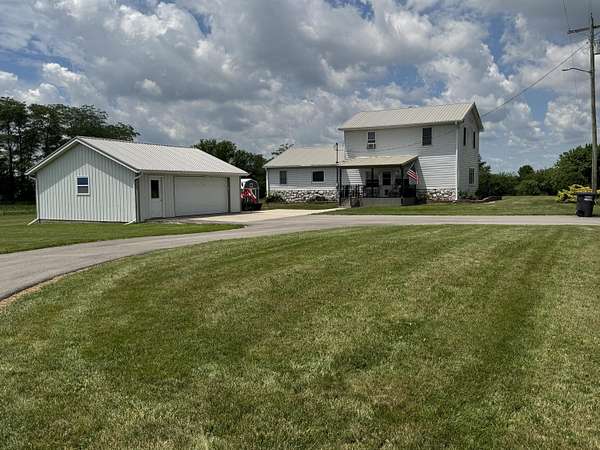 1.8 Acres of Residential Land with Home for Sale in Rockford, Ohio