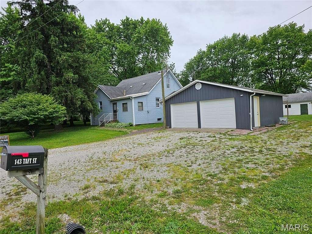 1.65 Acres of Land with Home for Sale in Marissa, Illinois