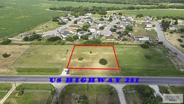0.73 Acres of Mixed-Use Land for Sale in Brownsville, Texas