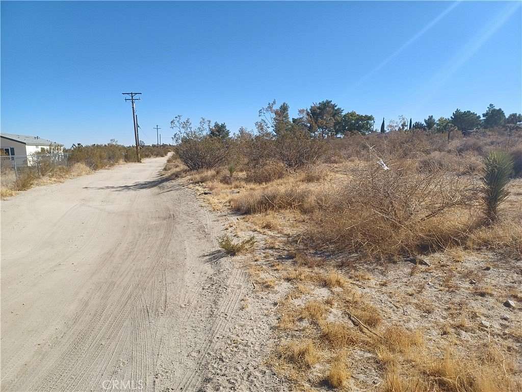 2.5 Acres of Land for Sale in Piñon Hills, California