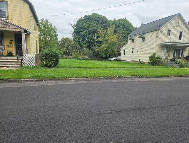 0.12 Acres of Land for Sale in Niagara Falls, New York