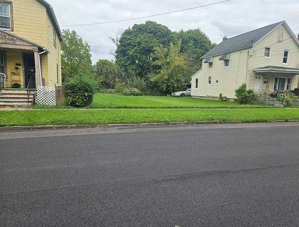 0.12 Acres of Land for Sale in Niagara Falls, New York