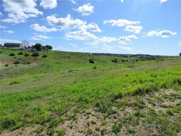 1 Acre of Land for Sale in Paso Robles, California