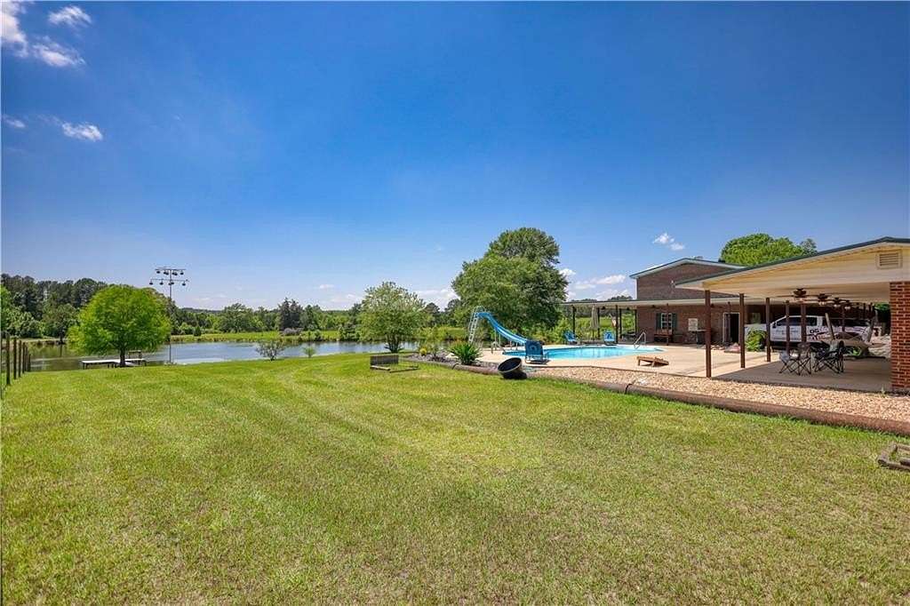 159 Acres of Land with Home for Sale in Macon, Georgia