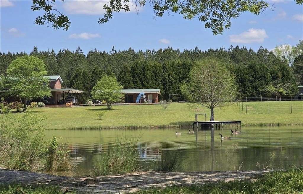 159 Acres of Land with Home for Sale in Macon, Georgia