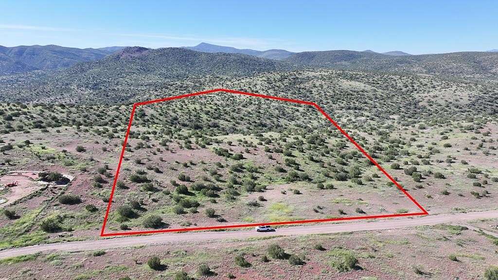 27.5 Acres of Land for Sale in Alpine, Texas