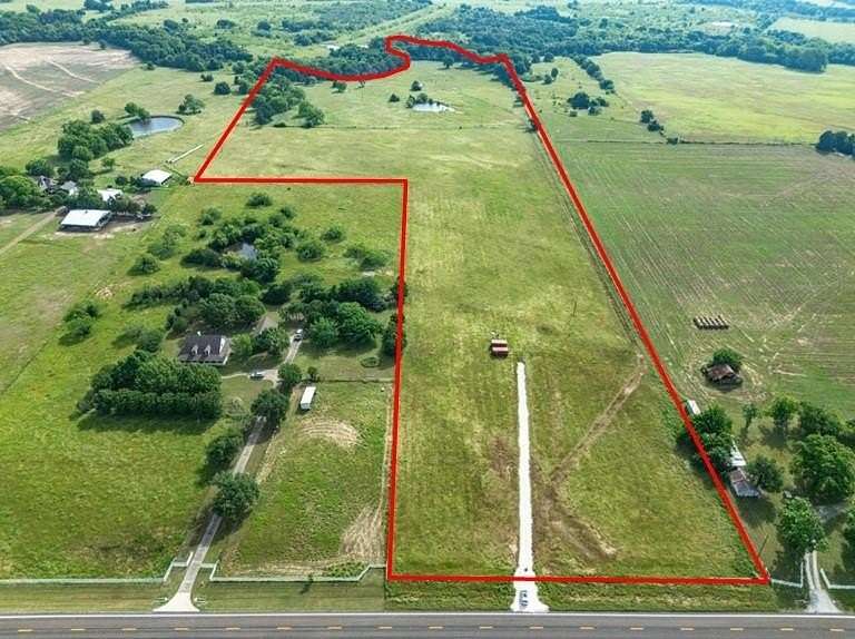 30 Acres of Recreational Land for Sale in Blooming Grove, Texas