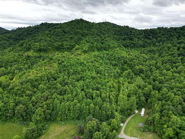 41 Acres of Recreational Land for Sale in Barbourville, Kentucky