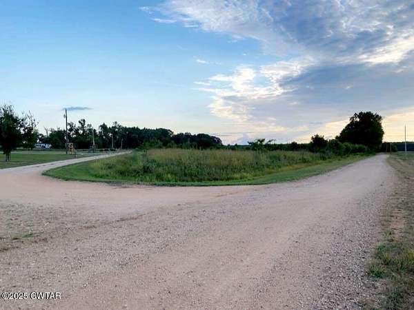 2 Acres of Land for Sale in Saltillo, Tennessee