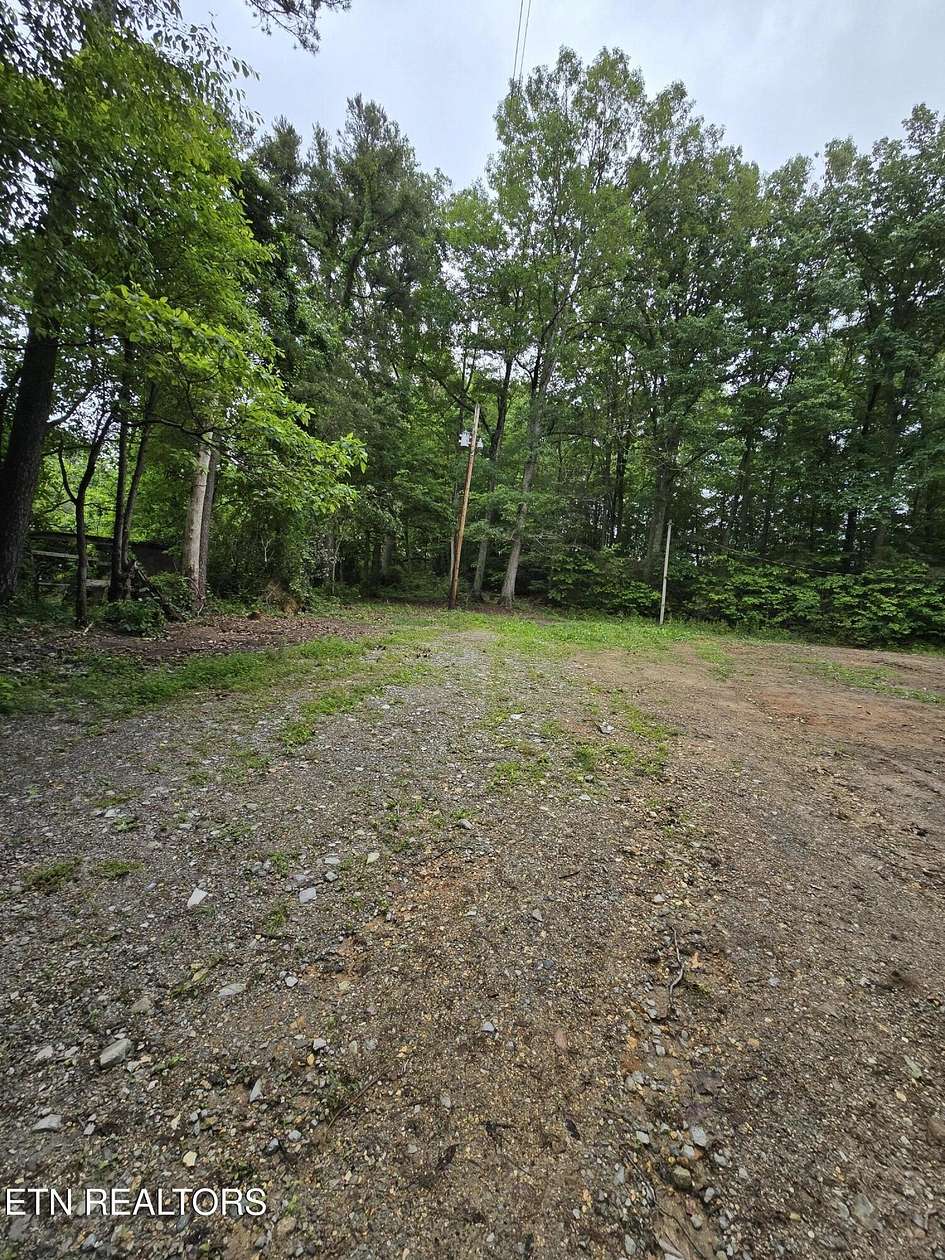 2.3 Acres of Land for Sale in La Follette, Tennessee