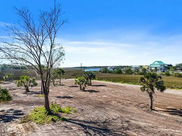 2.19 Acres of Land for Sale in Steinhatchee, Florida