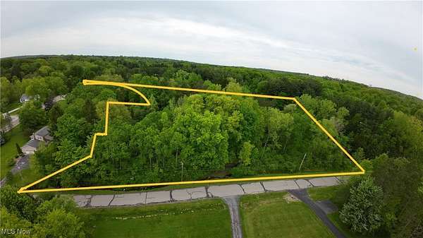 2.69 Acres of Residential Land for Sale in Chardon, Ohio