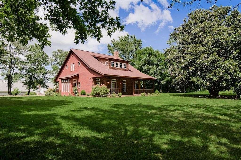 1.87 Acres of Residential Land with Home for Sale in Fayetteville, Arkansas