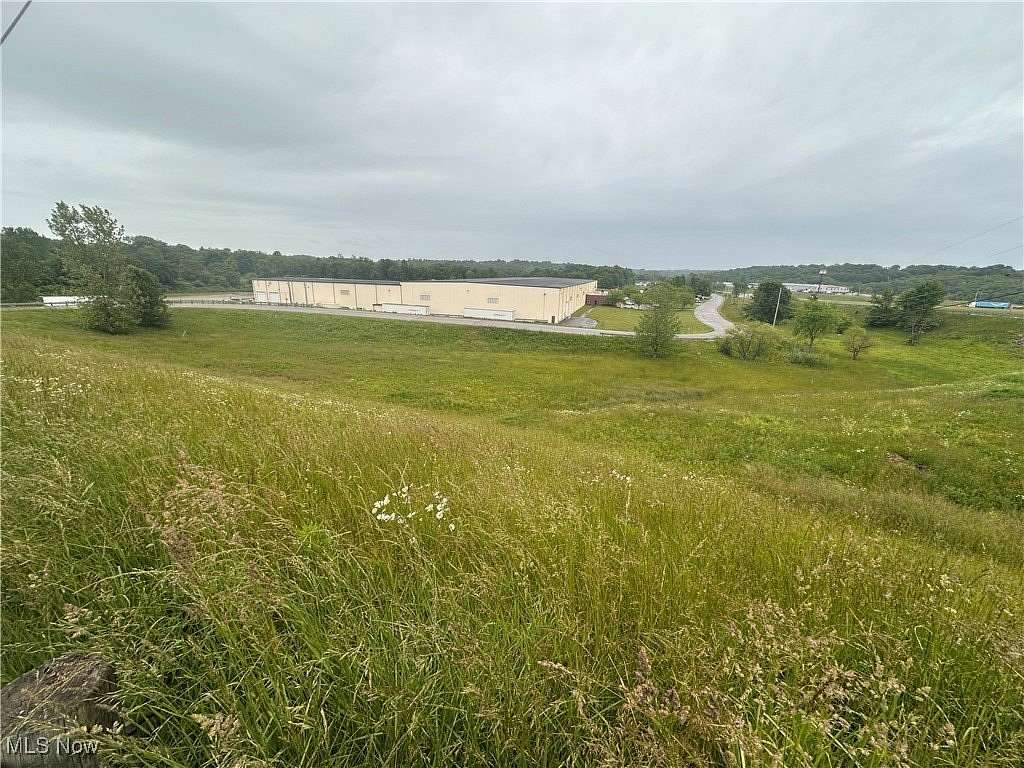 0.95 Acres of Commercial Land for Sale in Zanesville, Ohio