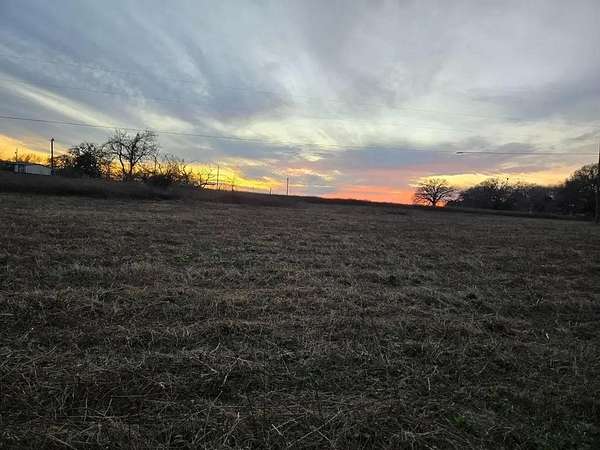 21.5 Acres of Land for Sale in Palestine, Texas