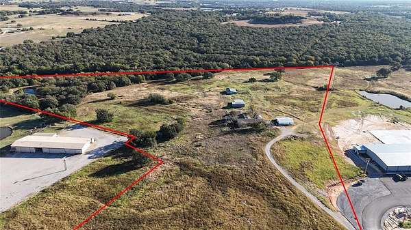 26 Acres of Improved Commercial Land for Sale in Decatur, Texas