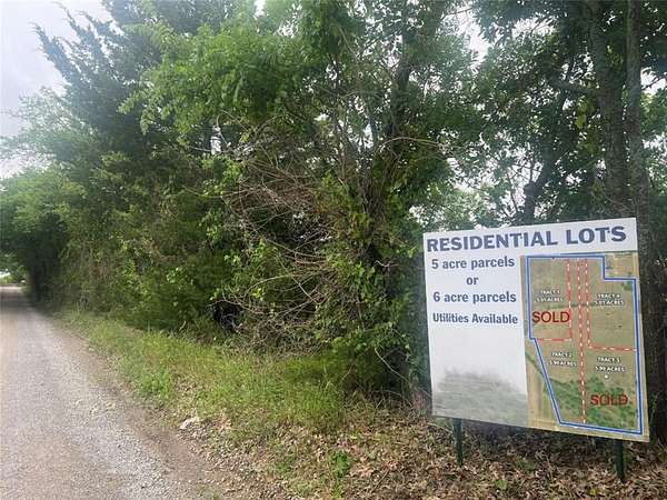 5 Acres of Residential Land for Sale in Trenton, Texas