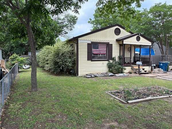0.19 Acres of Residential Land for Sale in Grapevine, Texas