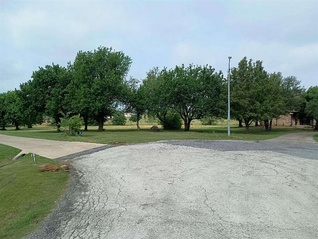 1.3 Acres of Residential Land for Sale in Gainesville, Texas