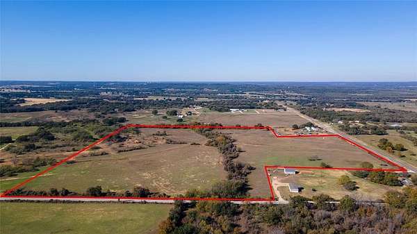 10.2 Acres of Land for Sale in Bridgeport, Texas