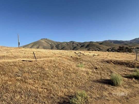 2.6 Acres of Residential Land for Sale in Weldon, California