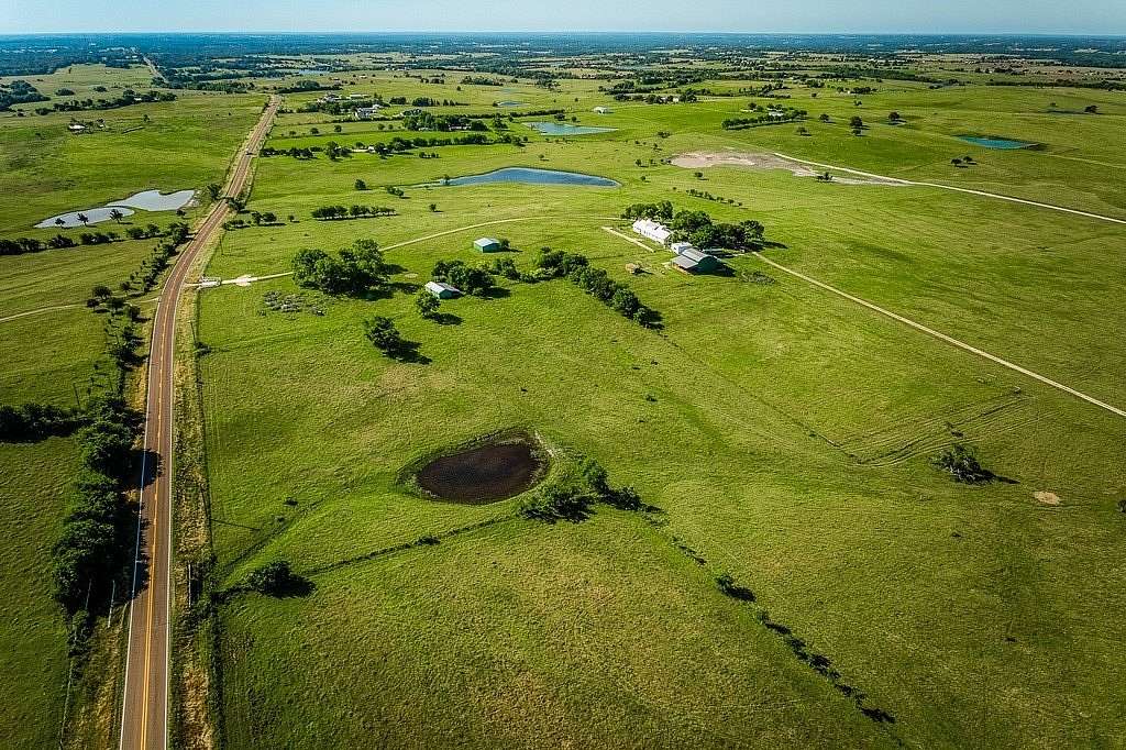 10.4 Acres of Land for Sale in Burton, Texas