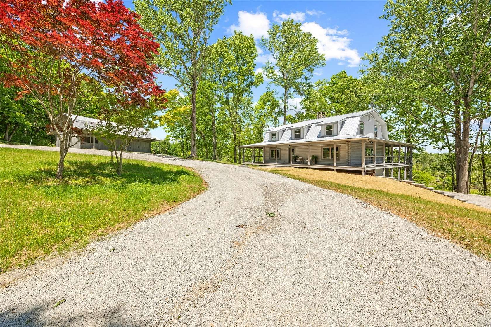 8 Acres of Land with Home for Sale in Celina, Tennessee