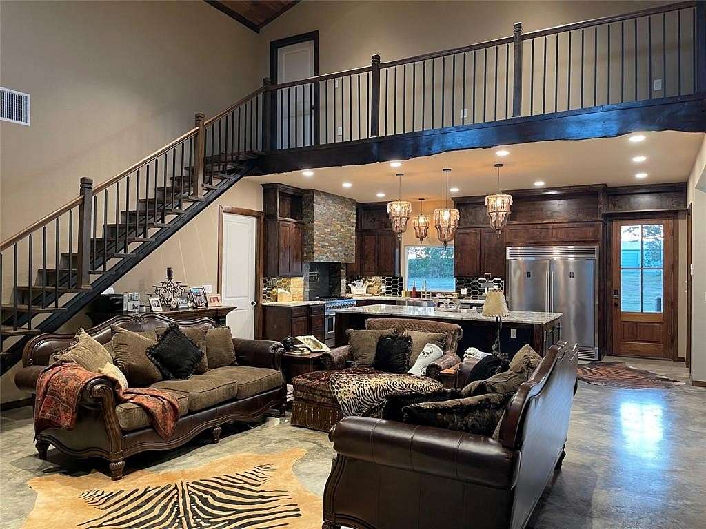 48.5 Acres of Land with Home for Sale in Teague, Texas