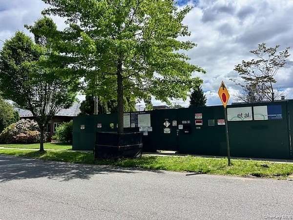 0.14 Acres of Residential Land for Sale in Whitestone, New York