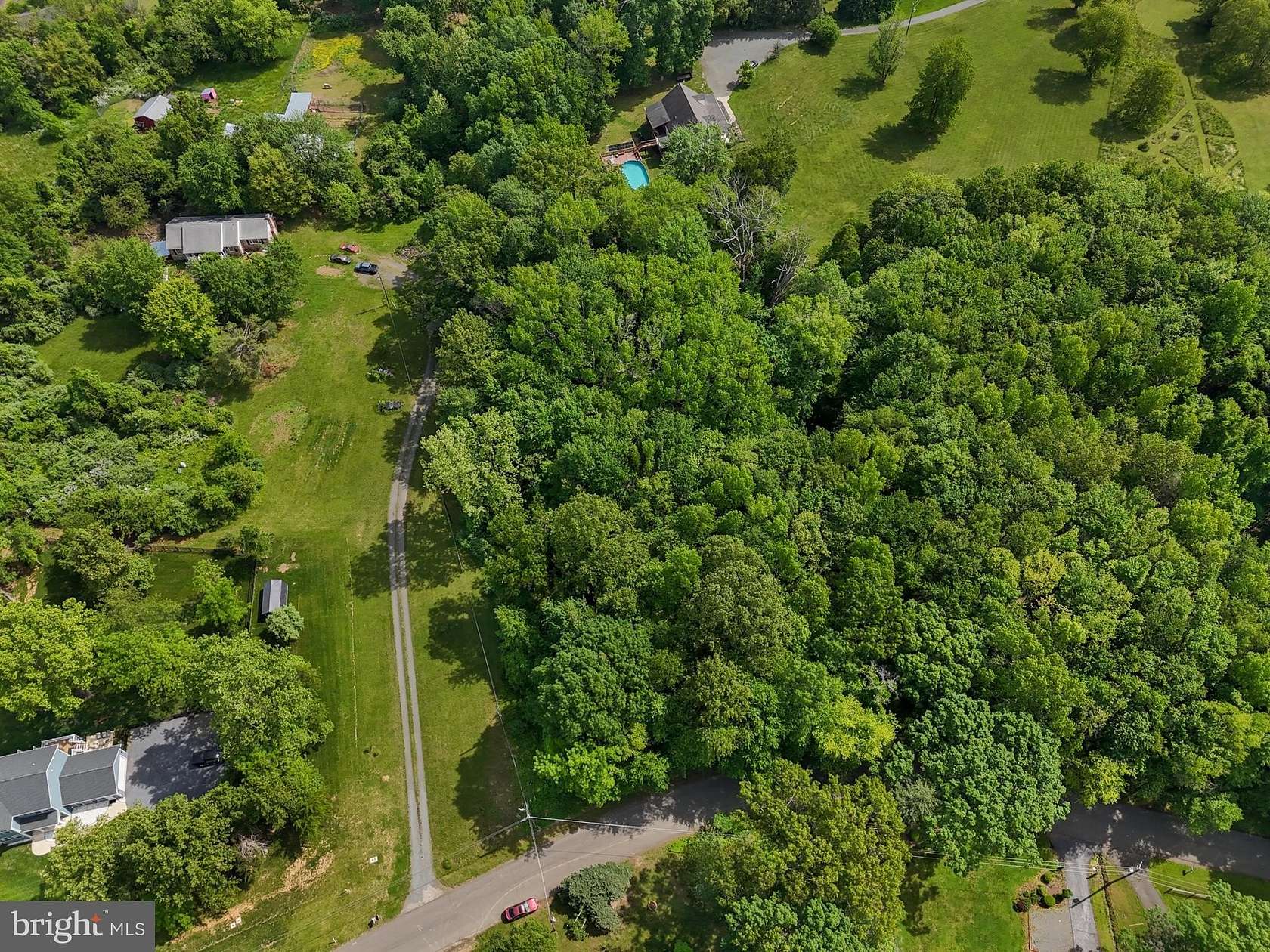 1.74 Acres of Residential Land with Home for Sale in Warrenton, Virginia