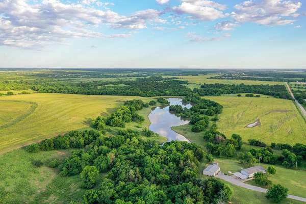 479 Acres of Land with Home for Sale in Perry, Oklahoma