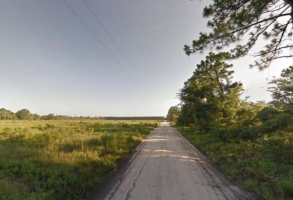 8.75 Acres of Residential Land for Sale in Live Oak, Florida
