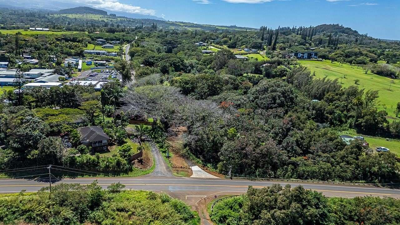 0.5 Acres of Residential Land for Sale in Haʻikū, Hawaii