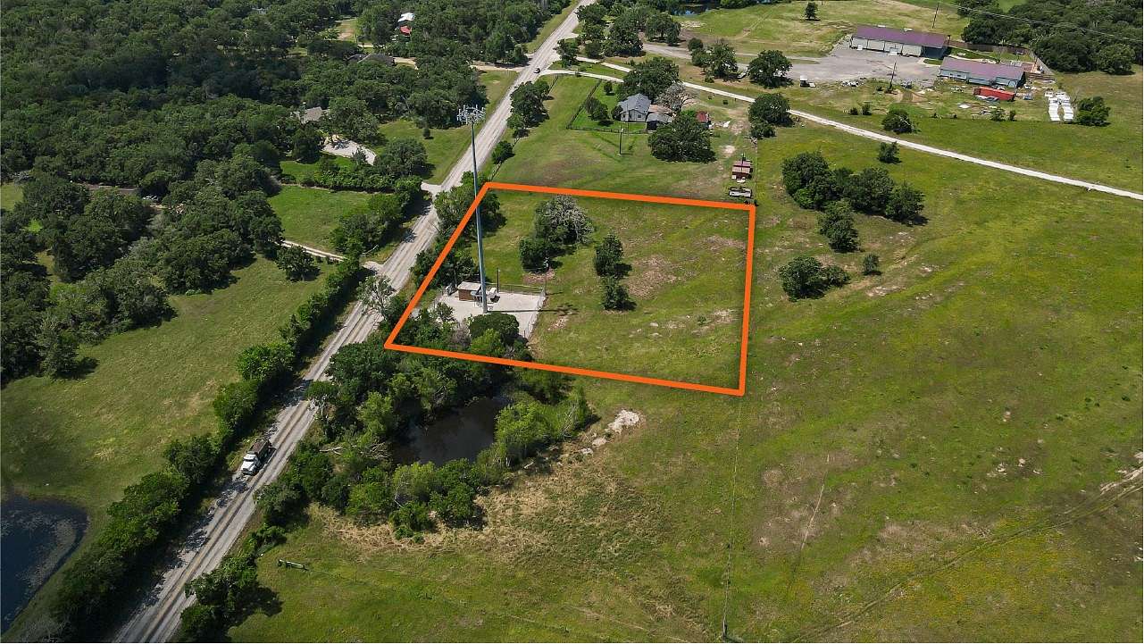 1.5 Acres of Residential Land for Sale in College Station, Texas