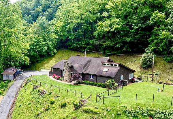 6 Acres of Residential Land with Home for Sale in Marrowbone, Kentucky