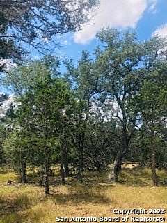 5 Acres of Land for Sale in Pipe Creek, Texas